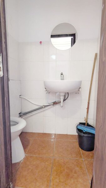 Metrou Gorjului, Apartament 3 Dormitoare 80 mp, Decomandat, 2 Bai, AC
